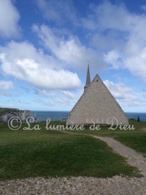 Étretat, la chapelle Notre-Dame de la Garde