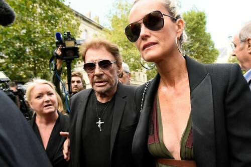 Johnny Et Laeticia Hallyday ont rendu un dernier hommage à Mireille Darc