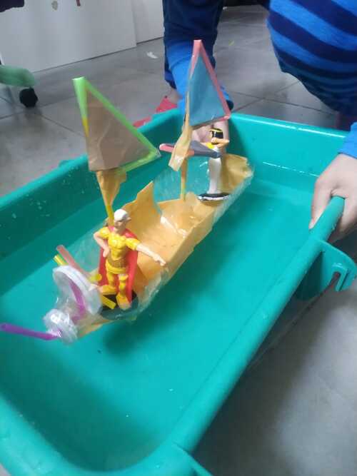 Les défis des CE1 C : Les bateaux