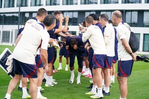 season psg training soccer project is now