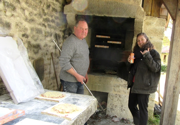 Malgré le vent et le froid le marché artisanal et gourmand de Magny-Lambert a eu du succès !