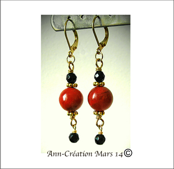 Boucles Dormeuses Corail Rouge, Onyx Noir Plaqué Or sur Laiton