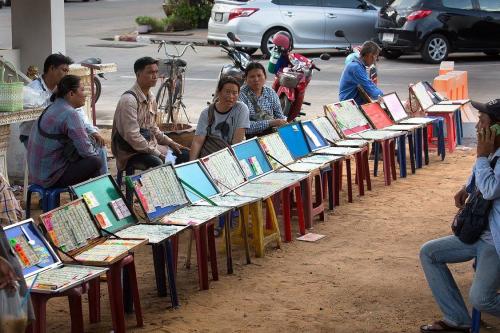 Thaïlande : Quand la terre s'arrête de tourner à 15 H 45...