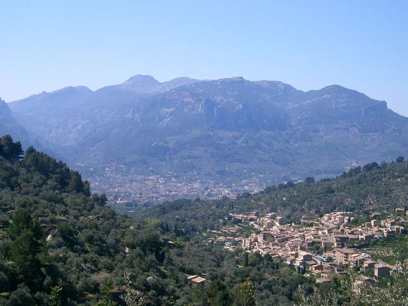 Fornalutz - joli village au dessus de Soller - majorque 