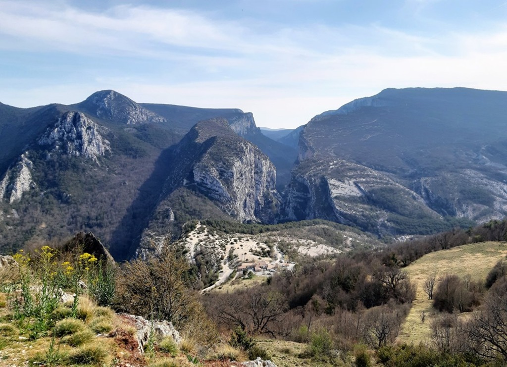 La montagne des vautours (2)...A suivre  