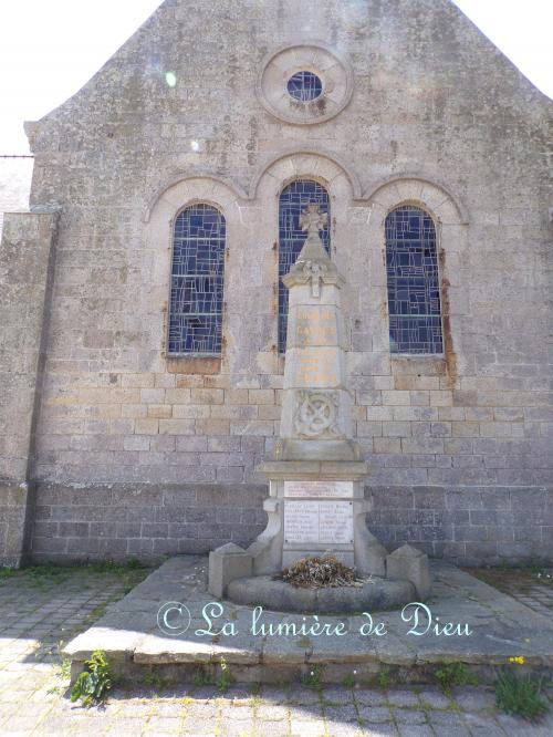 Gâvres, l'église Saint Gildas