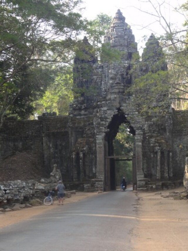17 février: Angkor 2
