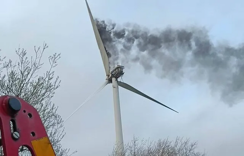 Éolien : pollution insidieuse et incontrôlée