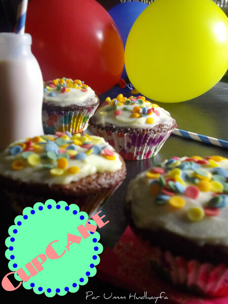 Cest la fete !!! { Cupcake & Gateau en fete & Pepsi Float}