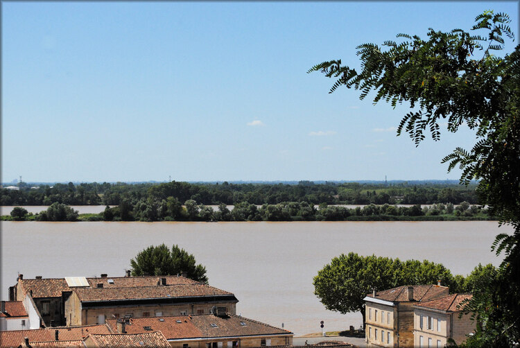 Vues de la Dordogne (visite de Bourg sur Gironde)