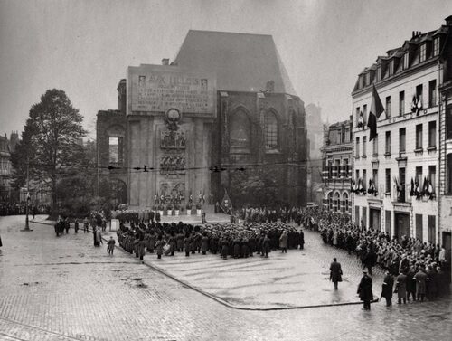 Lille - Monument aux Morts (Le Grand Hebdomadaire Illustré, mai 1927)(lagazettedelille.fr)