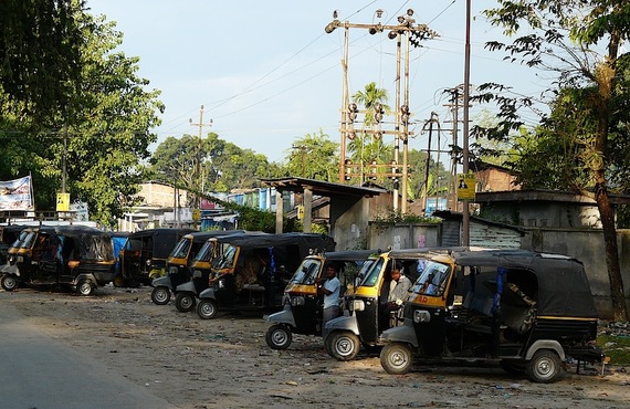 les rickshows ou tuk tuk , un moyen de transport irremplaçable en Inde