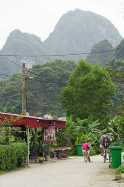 Vers le nord : Hué, Tam Coc , Halong