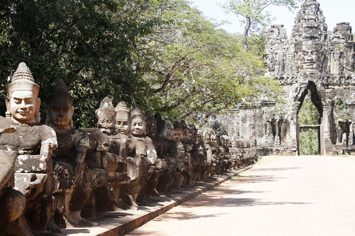 La porte d'Angkor Thom, Cambodge