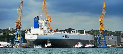 L'entreprise de réparation navale attend l'arrivée de deux navires en juin.