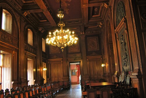 Autour du palais de la Bourse à Porto (Portugal)