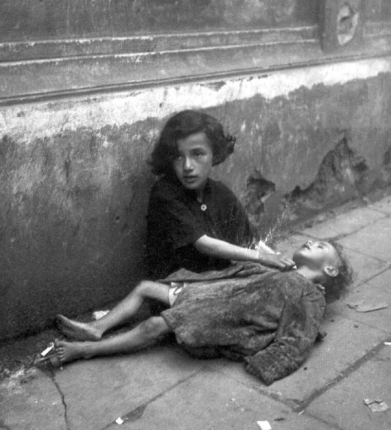 Les horribles images du ghetto de Varsovie