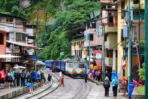 story life trams peruvian  machu picchu