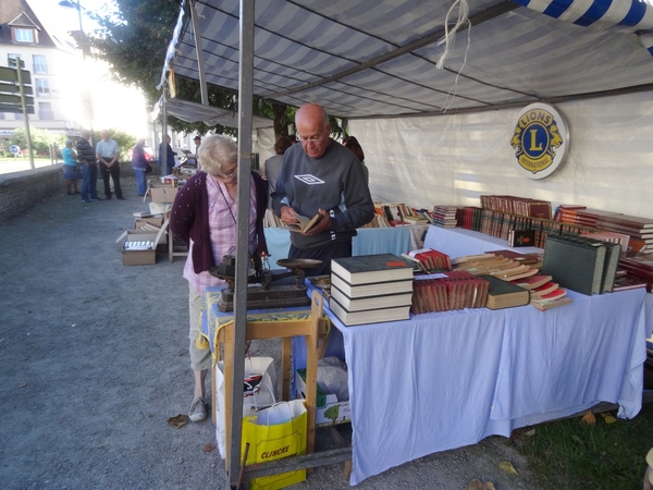 La foire aux vieux papiers 2014 à Châtillon sur Seine