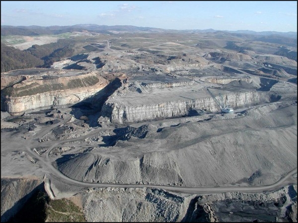 "Gray Mountain" (John Grisham) : la destruction des Appalaches par les mines de charbon à ciel ouvert.