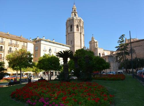 Place de la Reine dans le centre-ville de Valence