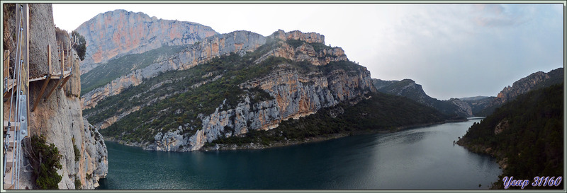 Randonnée au Congost de Mont-Rebei : vues panoramiques sur la gorge à partir du 2ième "escalera" : en bas, au milieu et en haut - Aragon/Catalogne - Espagne