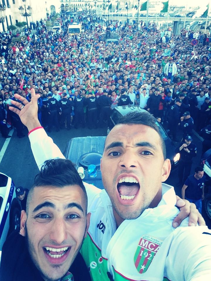 Samedi 03.05.2014 la parade du MCA dans les rues d\'Alger