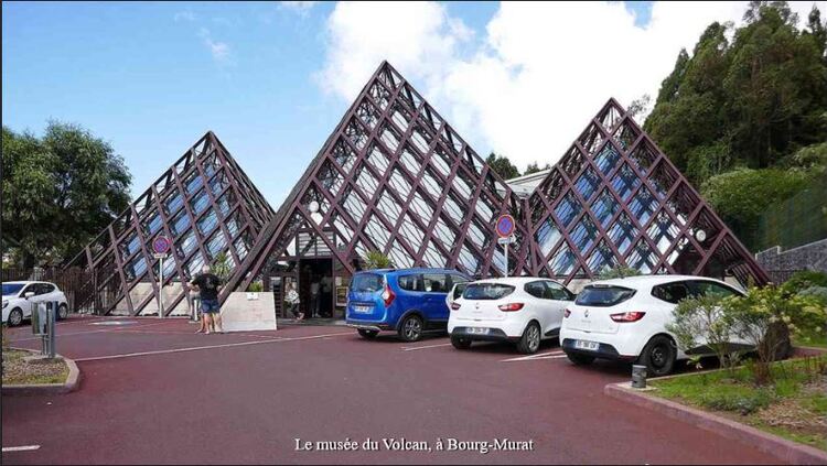 Musée du volcan, à Bourg-Murat