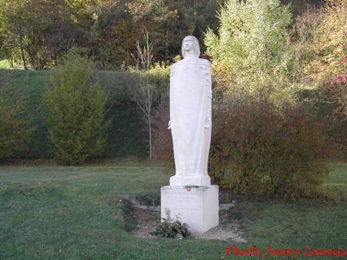 La basilique de Bois-Chenu à Domrémy...