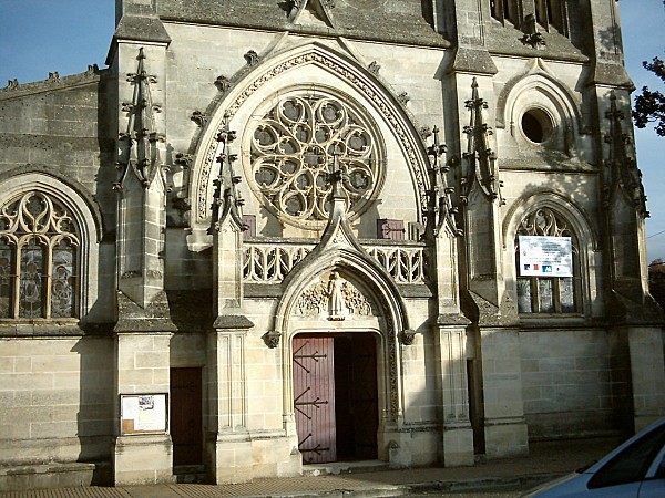 Podensac entrée Eglise