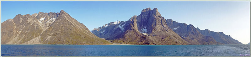 Quelques belles montagnes bordant le Fjord de Kangerlussuaq (Søndre Strømfjord) - Groenland