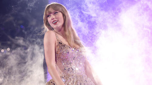 Taylor Swift répond aux rumeurs de longue date sur sa supposée bisexualité