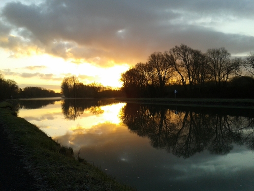 Le matin au canal