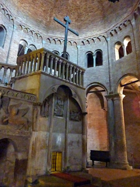 Complexe de San Stefano - Eglise du Saint-Sépulcre 1
