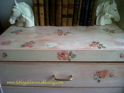 Ma commode romantique/ My romantic dresser