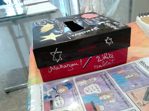 Boîte magique/ boîte à questions magiques