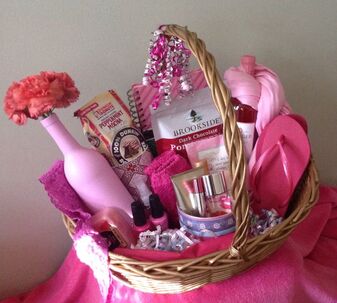 diy gift basket for girlfriend