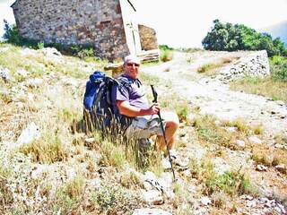 Des merveilles au pays d'Alysse - Le Tour du Coronat - 6eme jour   Llugols (730 m) - Jujols (940 m) 18 kms.