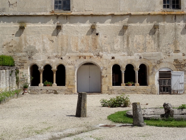 L'abbaye d'Oigny