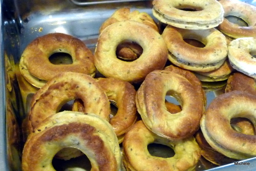 Recette de pâtisserie : les jambelettes ( échaudés de l'Aveyron) ...