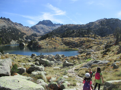 Famille/nonsco : estanh Obago (Circ de Colomèrs) - Val d'Aran/Espagne