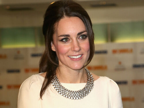 Kate Middleton troque ses robes bon marché contre des vêtements de créateurs