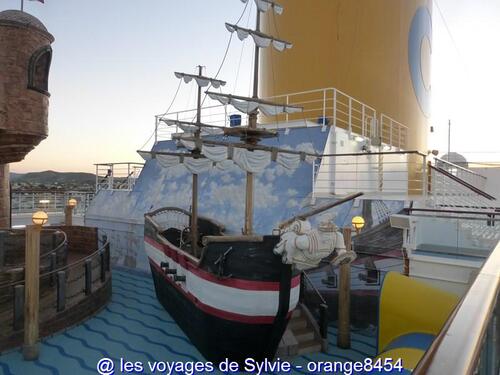 CROISIERES PERLES DE ANTILLES - LE BATEAU