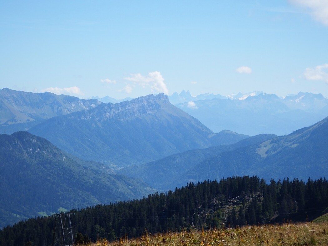 Les Aiguilles d'Arves vu du Semnoz