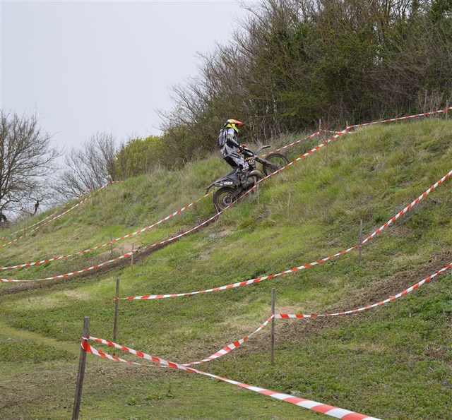 Blog de sylviebernard-art-bouteville : sylviebernard-art-bouteville, Enduro du château de Bouteville 30.03.2014