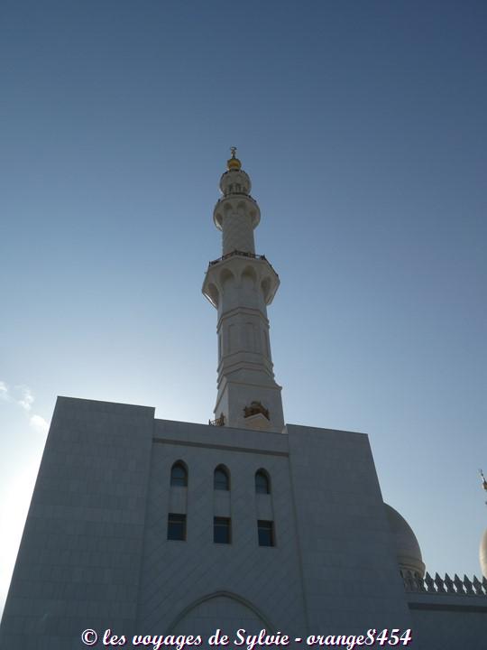 ABU DHABI MOSQUÉE Cheikh Zayed exterieur