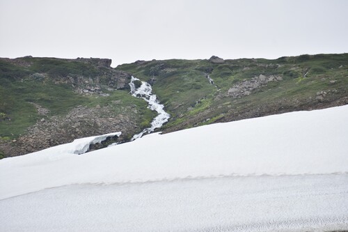 De Laugarhóll à Laugarhóll via Kaldalón