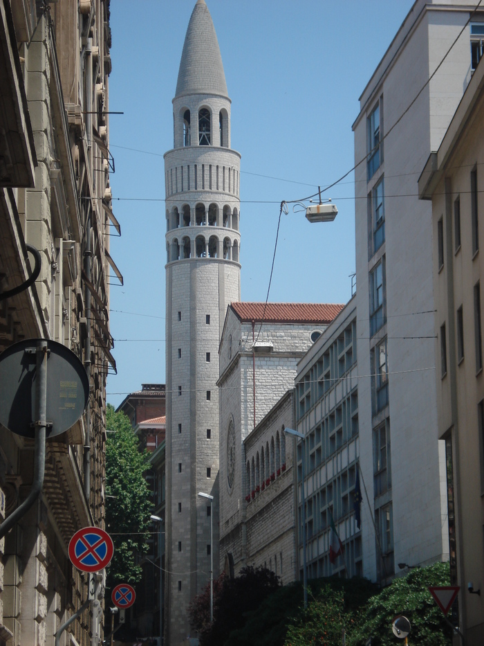 LA  VILLE  DE  TRIESTE  EN  ITALIE  DU  NORD   JUIN   2013  (1)