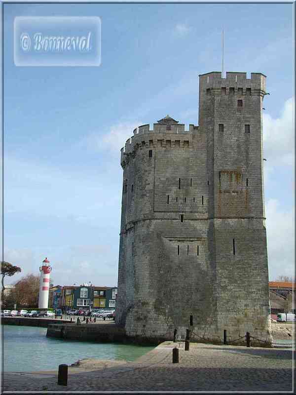 La Rochelle Le Vieux Port la Tour Saint-Nicolas