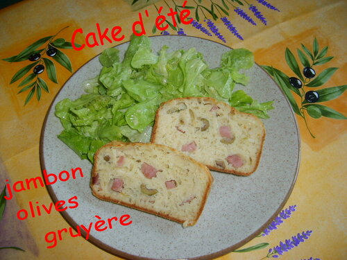 Cake d'été au jambon et olives